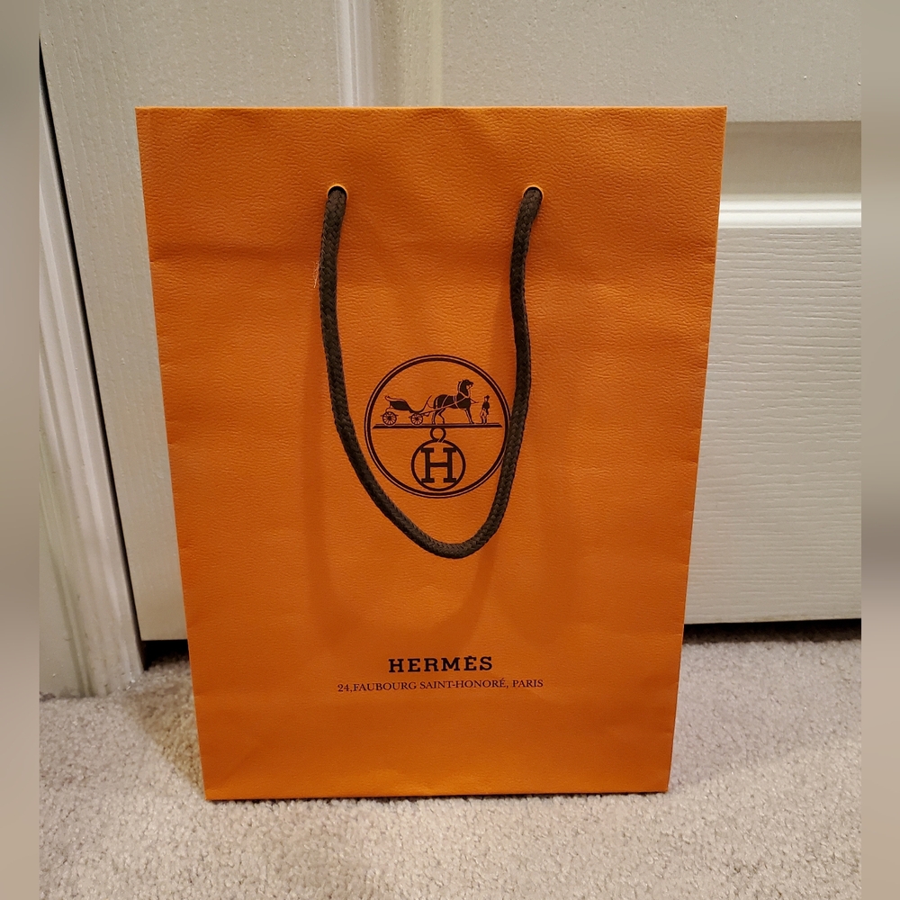 Authentic Hermes gift bag - Picture 1 of 5